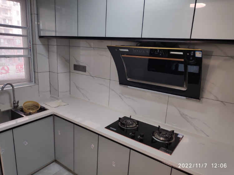 满庭春三室两厅出租