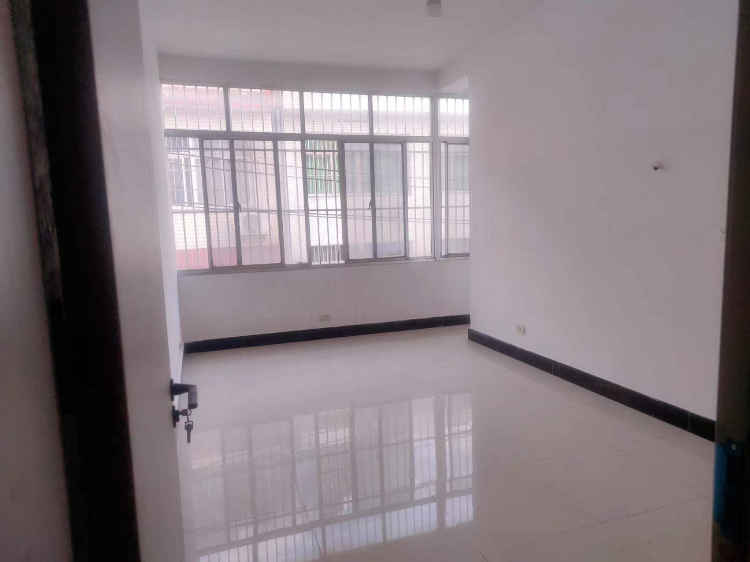 实验四小附近经济实惠私房出租