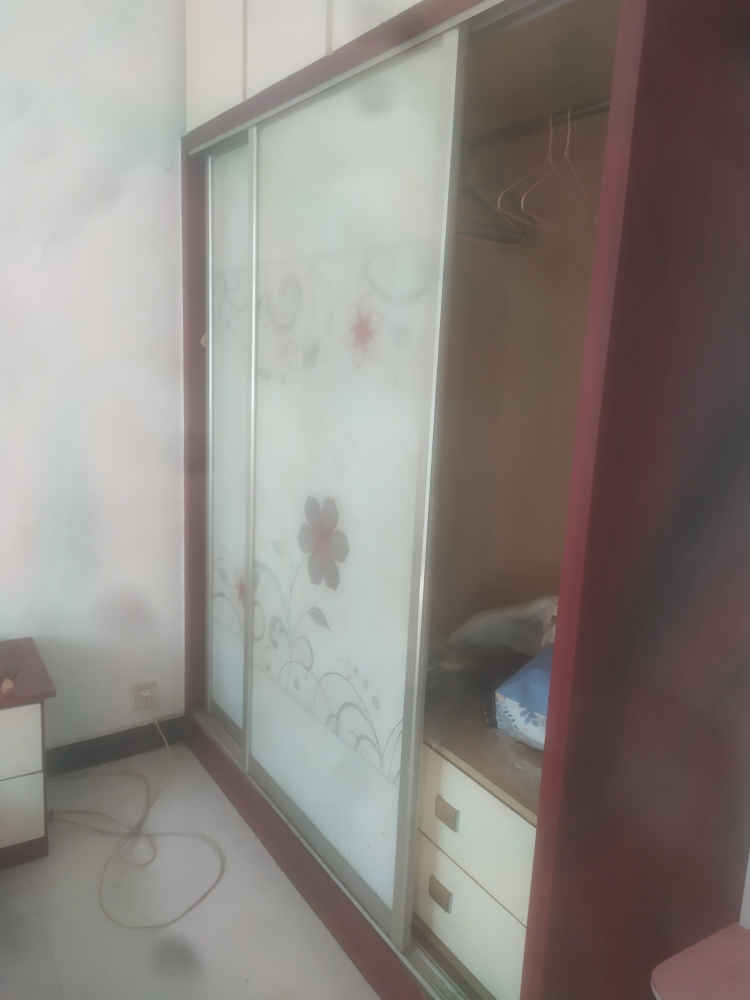 和平社区3室一厅一卫