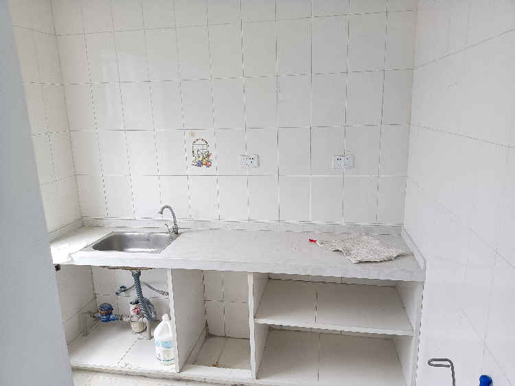 仙桃一中附近（黄荆）