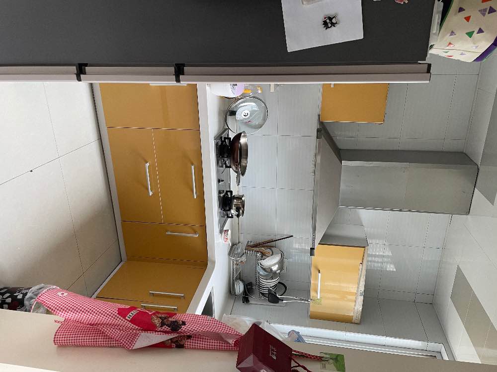 坐北朝南，阳光充足，