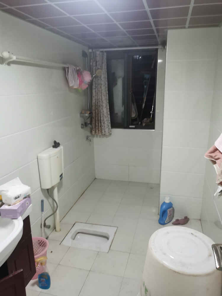 低价城南金诚花园5-2-404出租134平