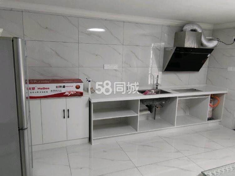 清水湾小区-碧桂园荣怀隔壁一室一厅40平出租