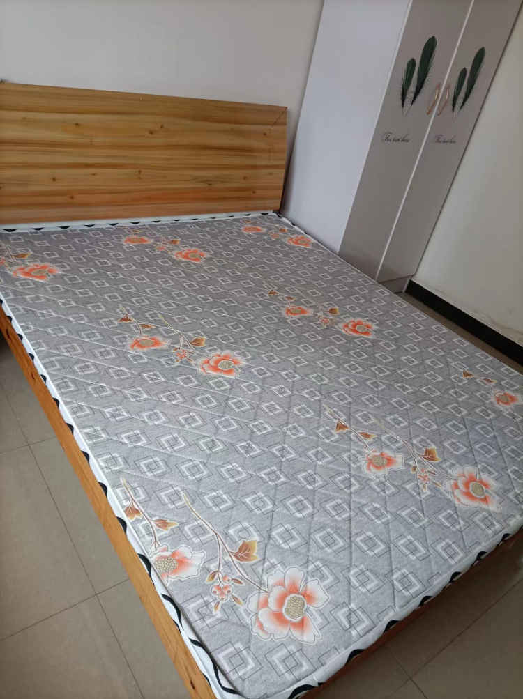 单间出租 带空调热水器抽油烟机浴霸床垫