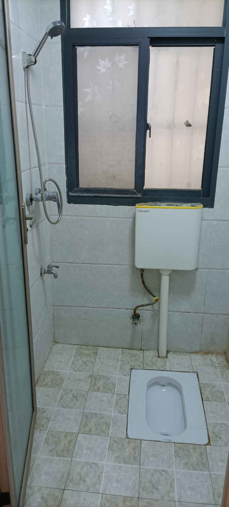 单间出租带空调热水器抽油烟机浴霸床垫