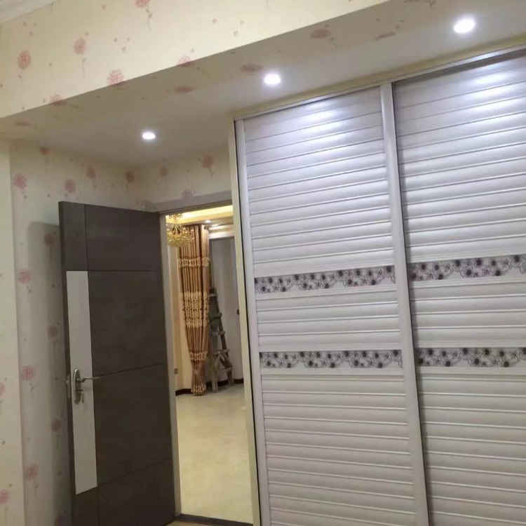 新天地沃尔玛精装修房2房2厅家电齐全