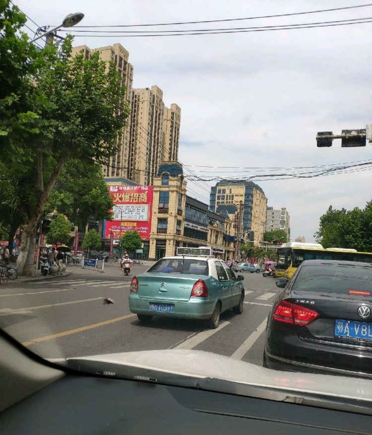 商铺出售（好邻居旁）