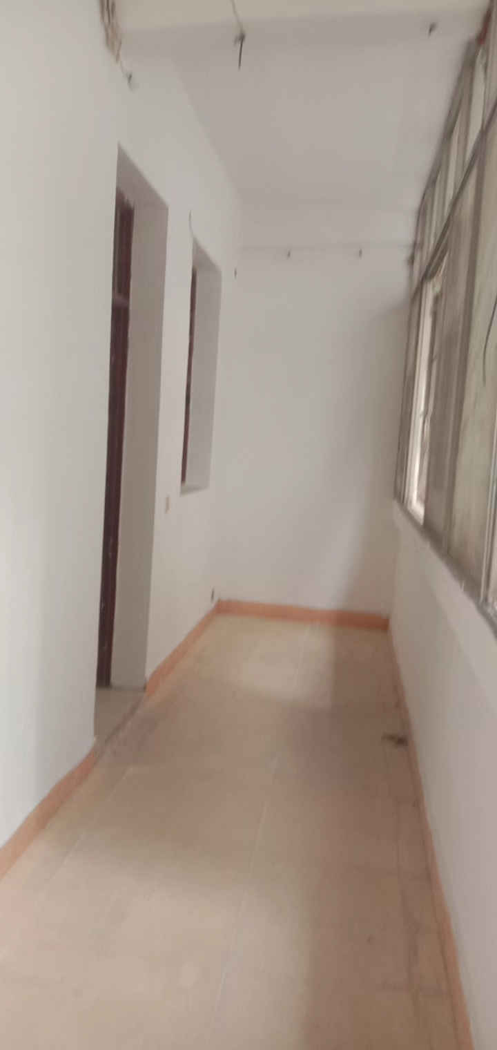 钱沟电器市场北门商城大新路附近城乡渠附近