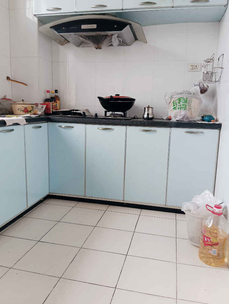 新中医院对面龙敖楼，附近仙桃二中一中，武商体育广场，大菜场大超市，