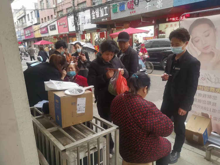 彭场友谊路大门面出售