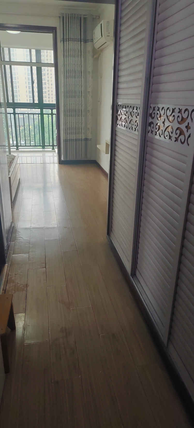 新城壹号附近刘口社区三室两厅两卫出租