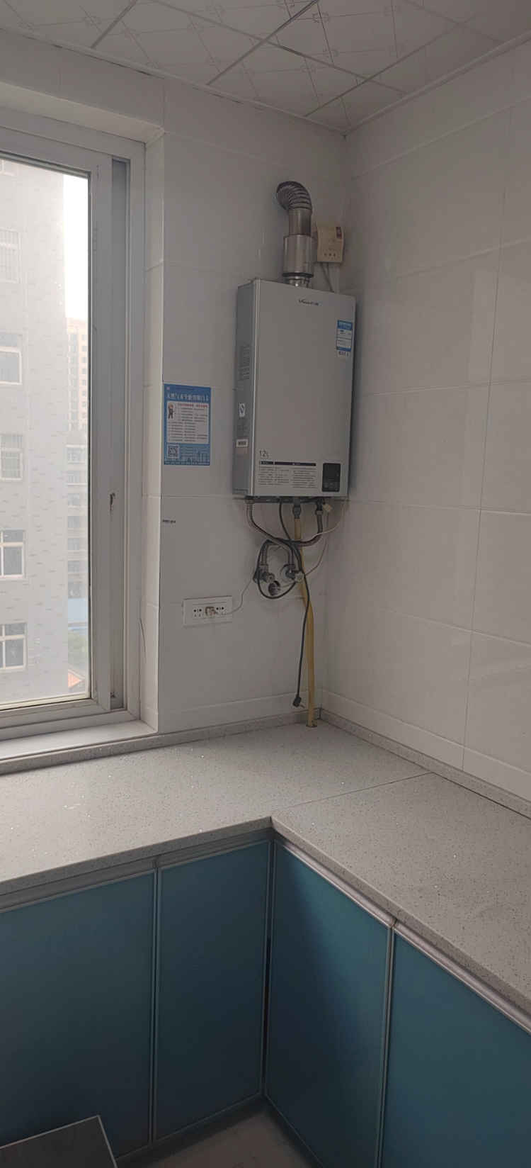 新城壹号附近刘口社区三室两厅两卫出租