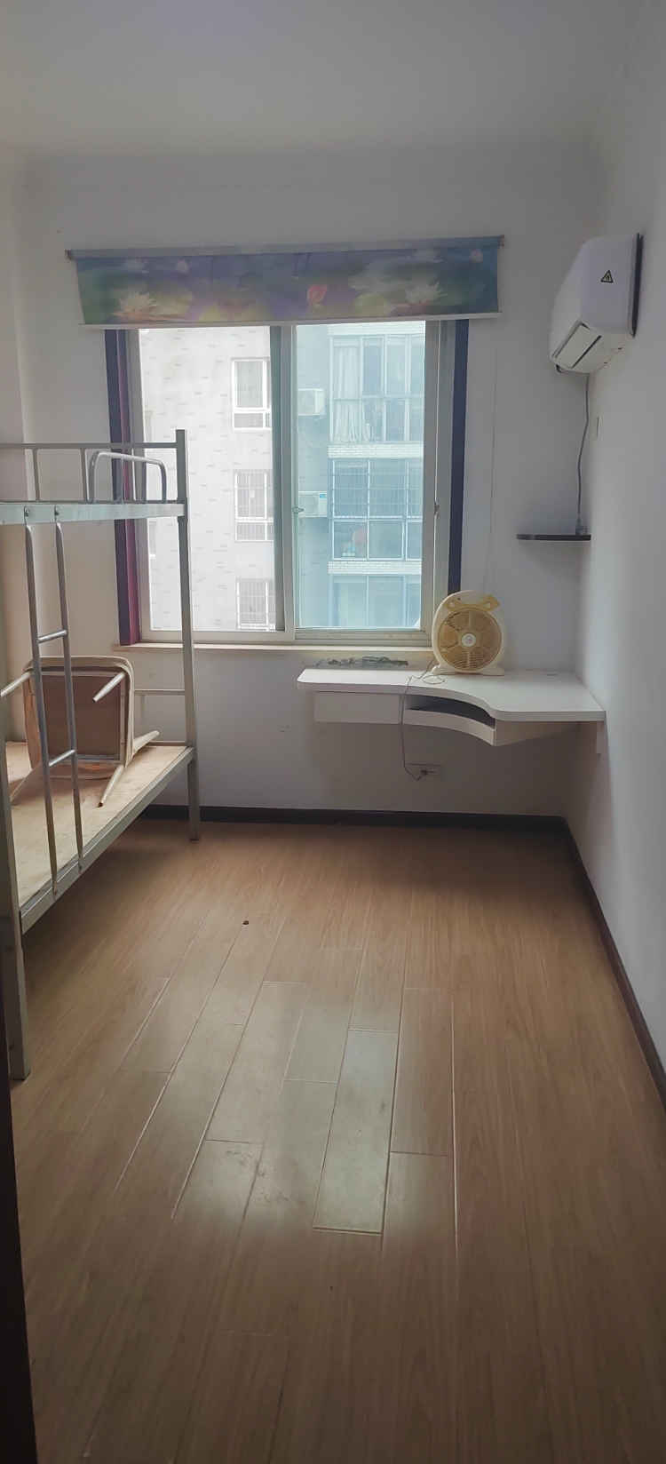 新城壹号附近刘口社区三室两厅两卫出租