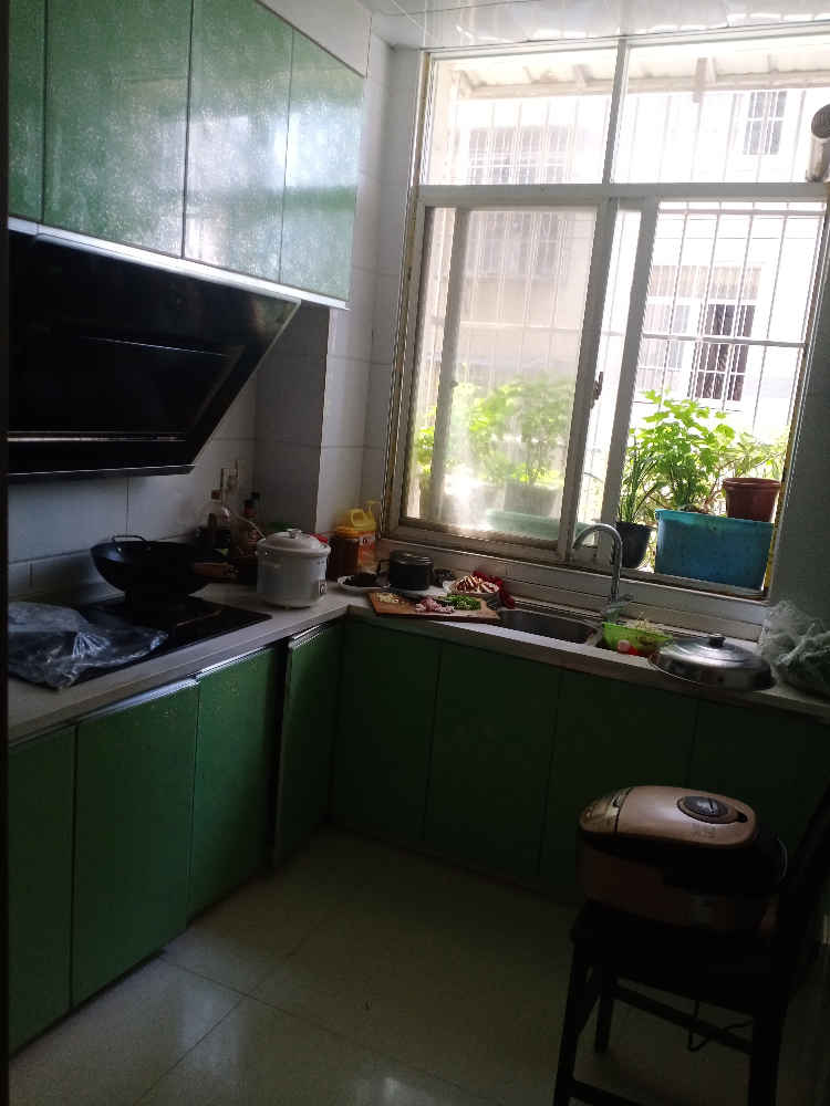 三室一厅一厨两卫