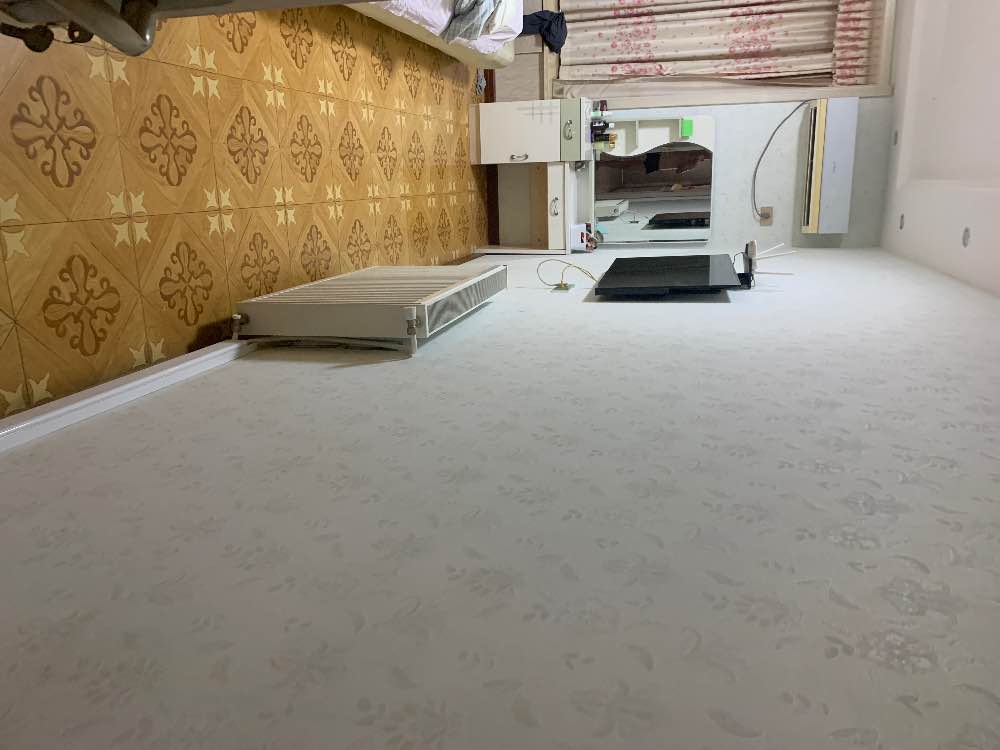 青青家园120平方米带暖气精装房出租