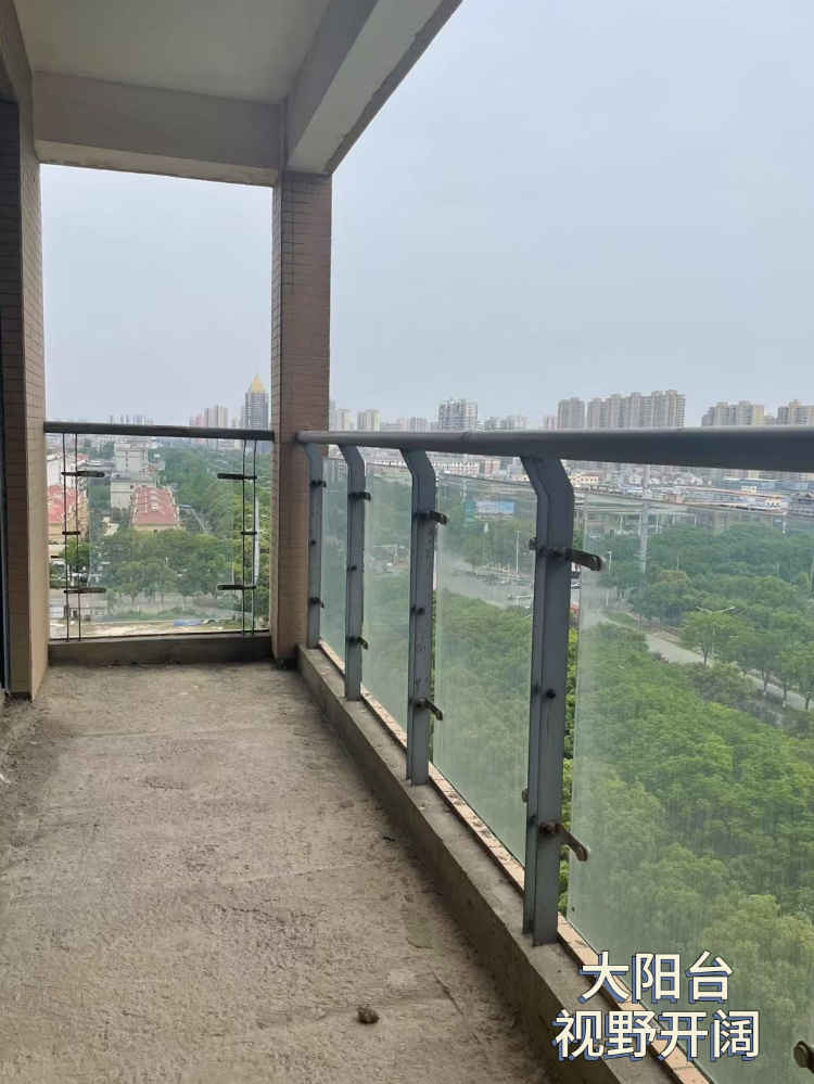 好价！好房！紫润尚城，满5南北通透有书包，仙桃三中旁