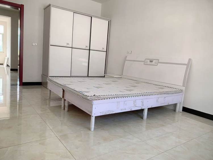 荣怀附近精装修大两房出租