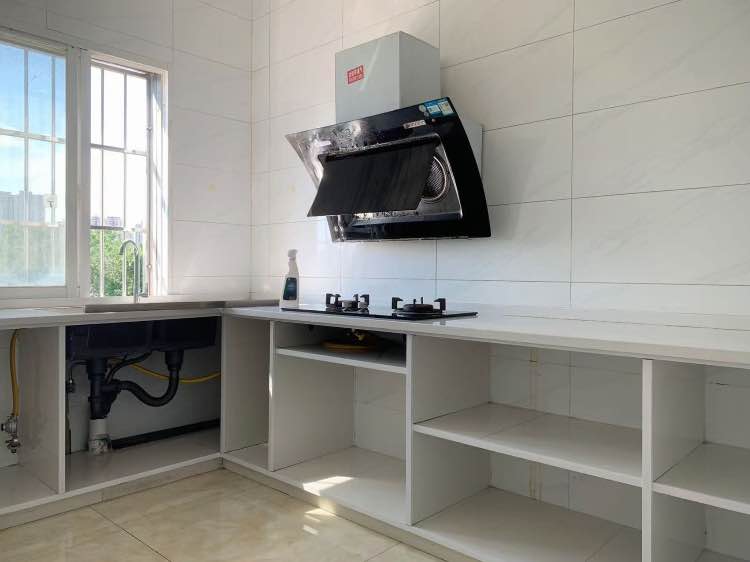 荣怀附近精装修大两房出租