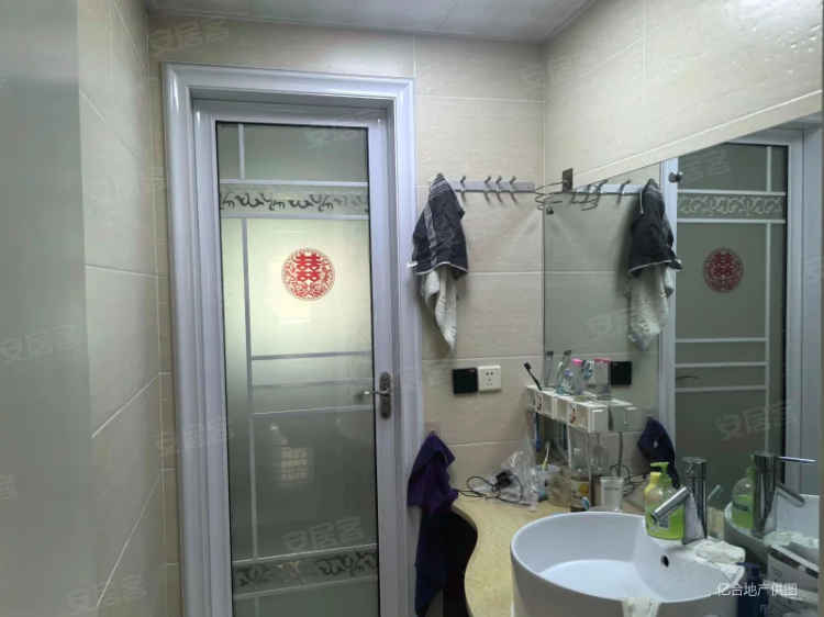 房东本人诚意急出青青家园四期南北通透，离广场、武商很近。